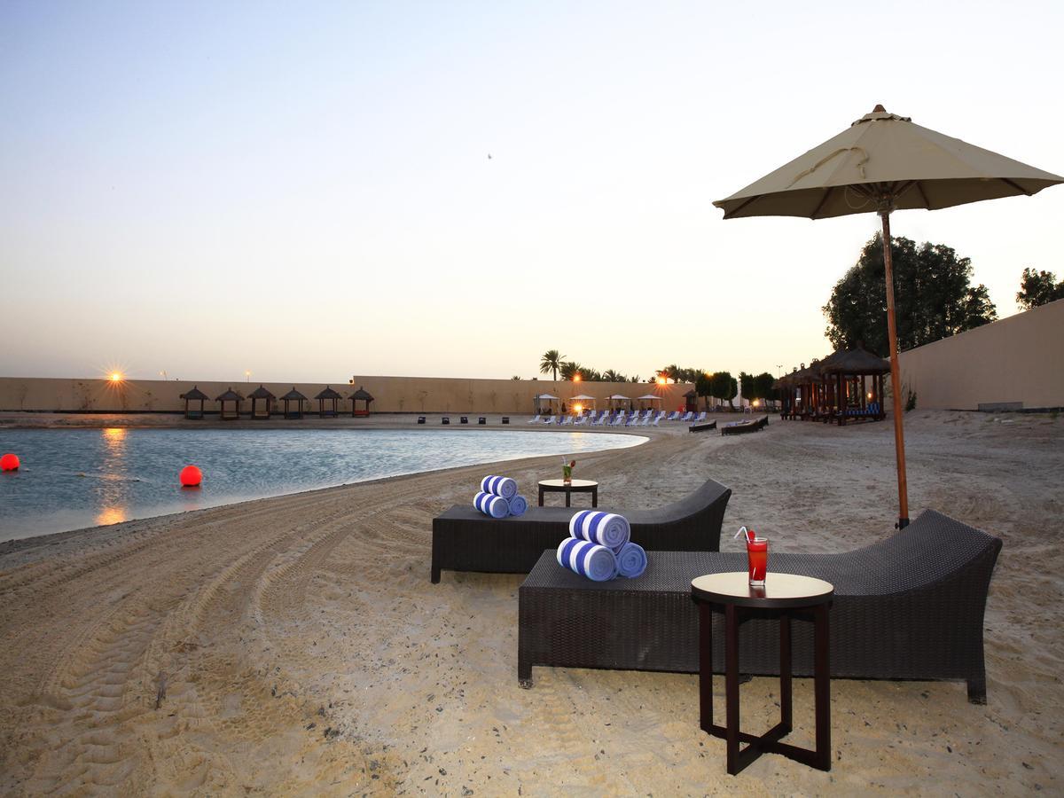 Golden Tulip Dana Bay Resort 'Families ,للعائلات ' Zahran Dış mekan fotoğraf